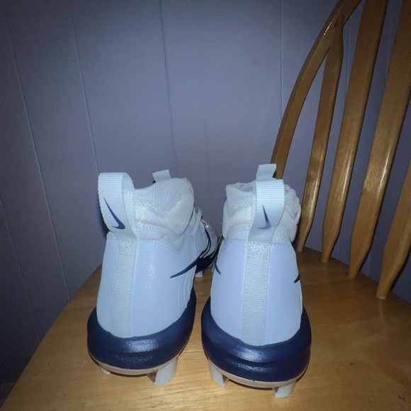 Nike basketball cleats. Brand new without box. - Picture 6 of 11
